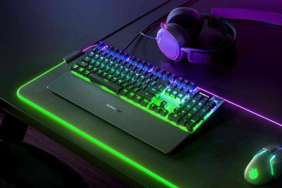 Computer Keyboards | Best Mechanical Keyboards - Think24 Gaming & Gadgets Qatar