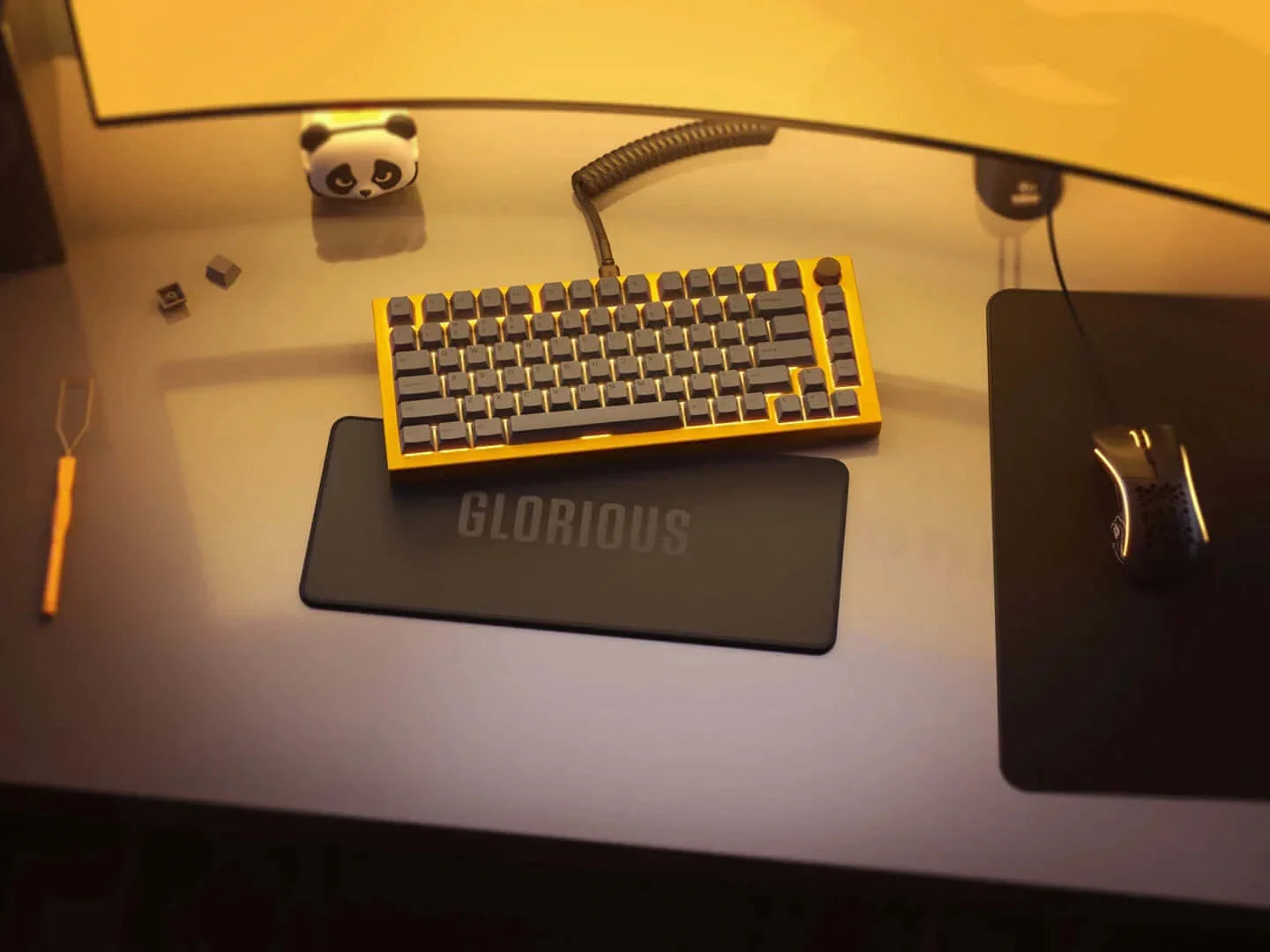 Glorious Sound Dampening Keyboard Mat 75% TKL - Black